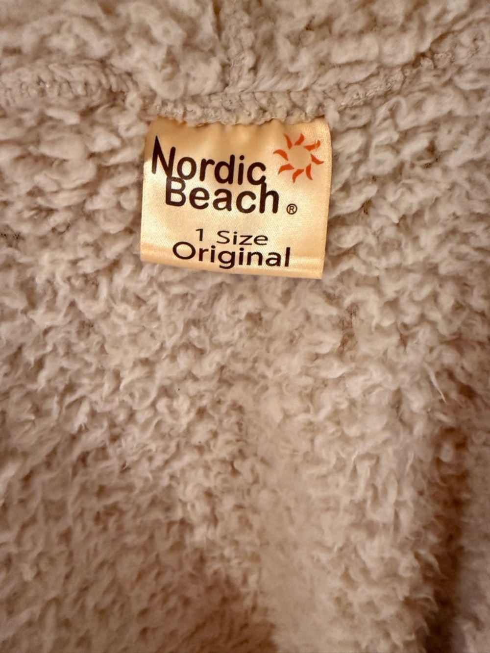 Nordic Beach Wrap - Picture 5 of 6